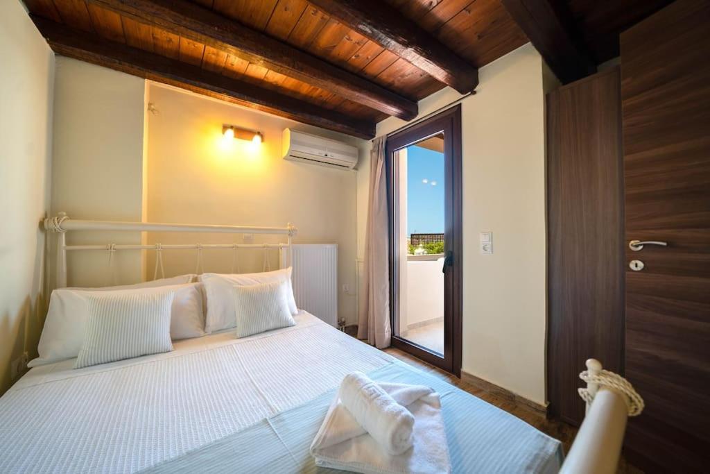 Arhontariki Luxury Apartment Panormos  Bagian luar foto